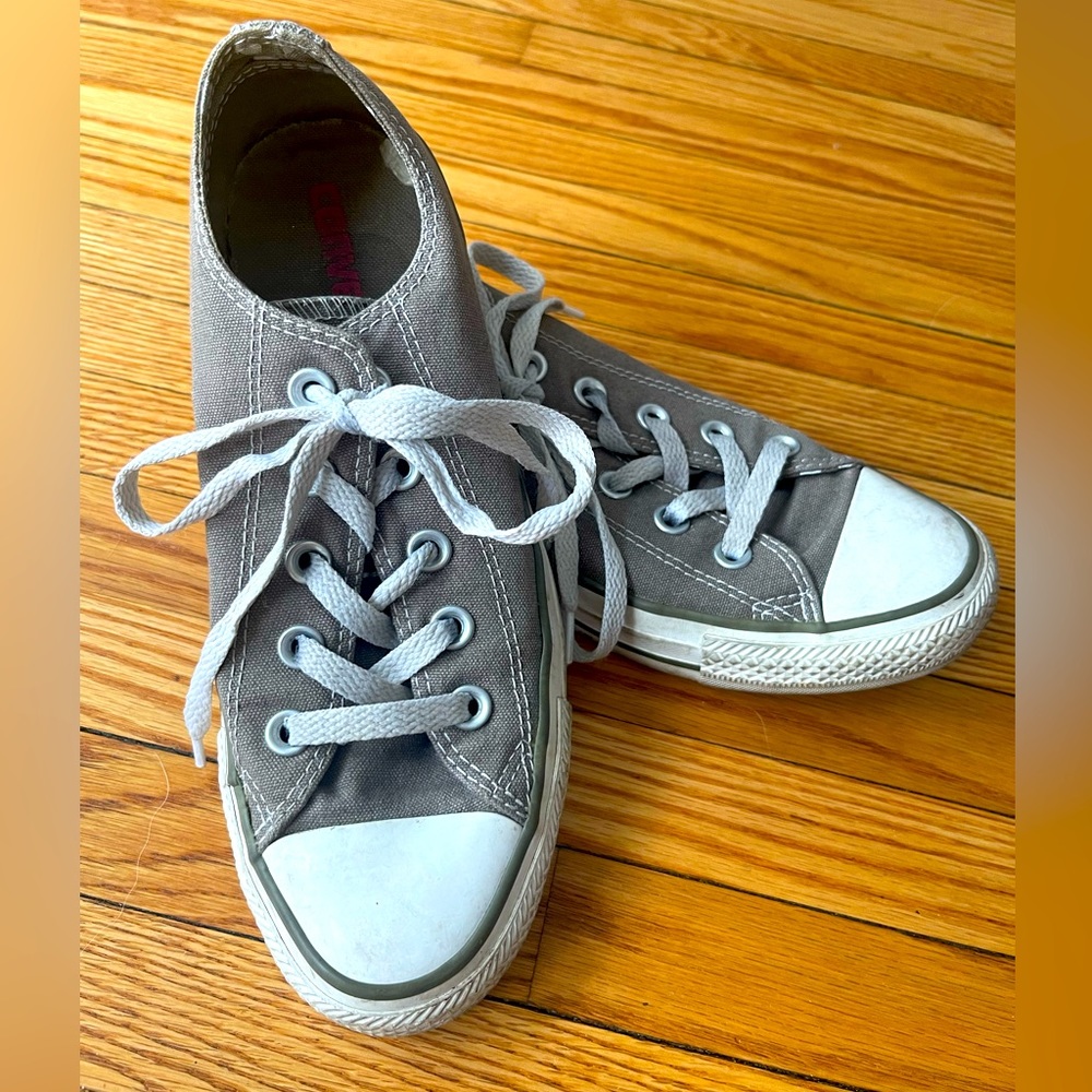 Converse All-Star Women’s Size 6 (36.5)